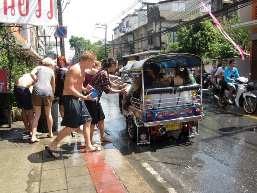 Tuk-Tuk Tales: Bangkok Private Tour - Practical tips for a smoother day