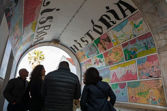Tuk Tuk Tour in Lisbon's Old Town - Tram 28 - The earthquake story and downtown Lisbon
