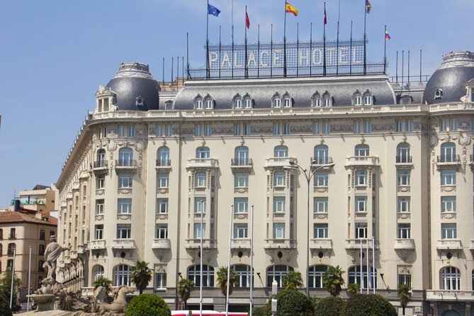 Tuk Tuk Tour Madrid 90 mins - From the Cathedral to the Royal Palace