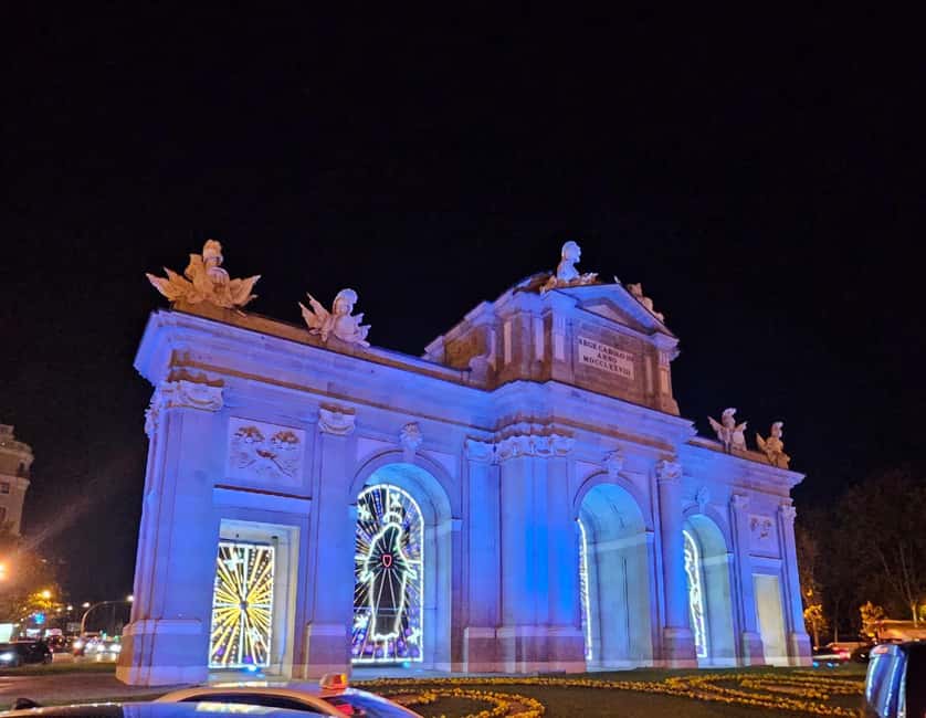 Tuk-tuk Tour: Private tour of downtown Madrid - Historic streets, anecdotes, and local advice