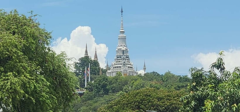 Tuk-Tuk Tour to Silk Island & Udong Mountain - What the tuk-tuk experience is really like