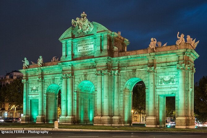 Tuk Tuk Zero Private Tour: The Best of Madrid in 2hrs. 15min. - A palace, a parliament, and the Prado district