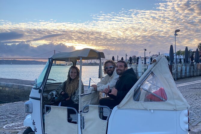 Tuktuk adventure through Lisbon - Crossing to Belém for Portugal’s grand age of exploration