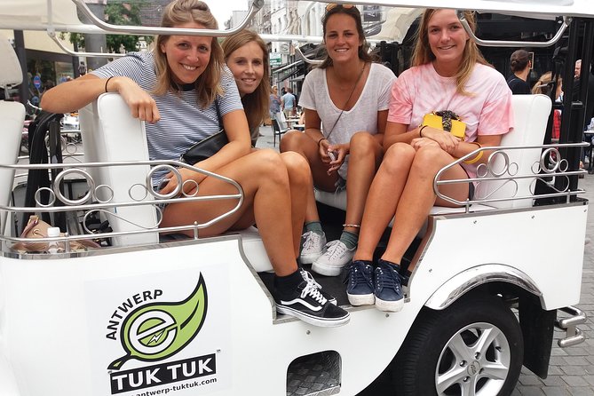 TukTuk Tour through historic Antwerp 2.5h - Key points at a glance