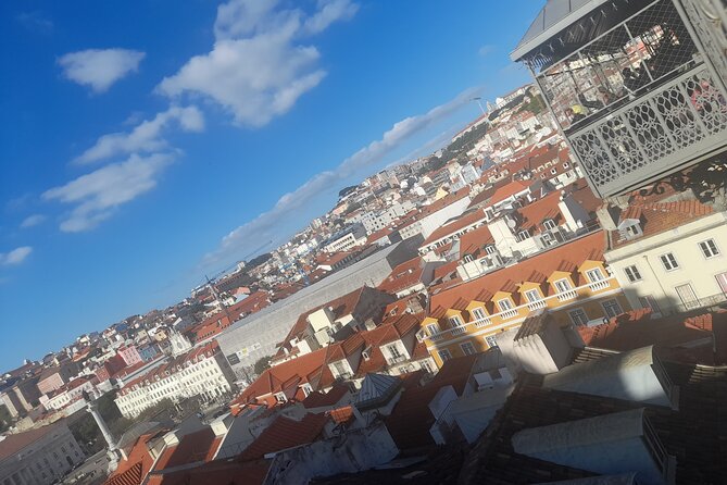Two hour tuk tuk tour 7 hills - São Vicente and the old lanes of Lisbon