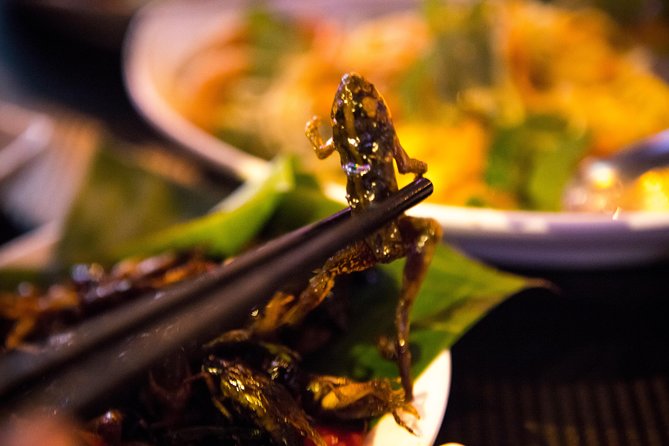 Ultimate Phnom Penh Food Tour by Tuk Tuk: 20 Tastings and Drinks - Royal Palace back alleys and an old Cambodian dish