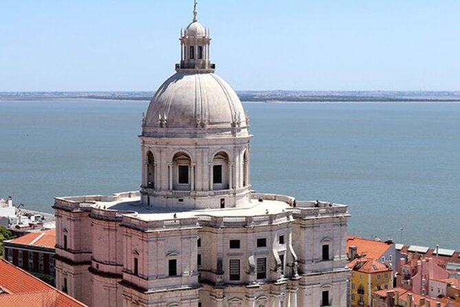 Unforgettable 3 Hours Lisbon City Tour with Tuk Tuk - Why a tuk-tuk makes sense in Lisbon