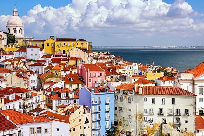 Unforgettable 3 Hours Lisbon City Tour with Tuk Tuk - The guide can make or break the short format