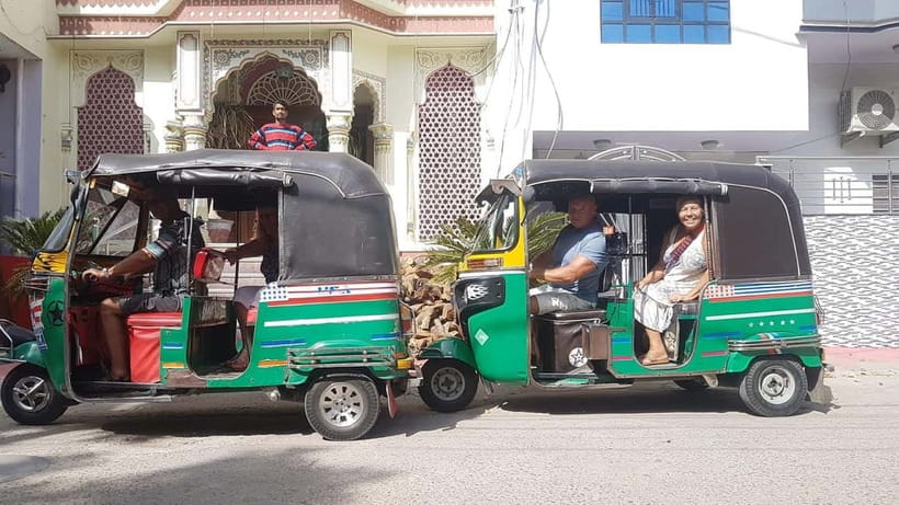 Unique Jaipur Full Day Tour of Pink City Jaipur by TukTuk - Lunch at a local restaurant