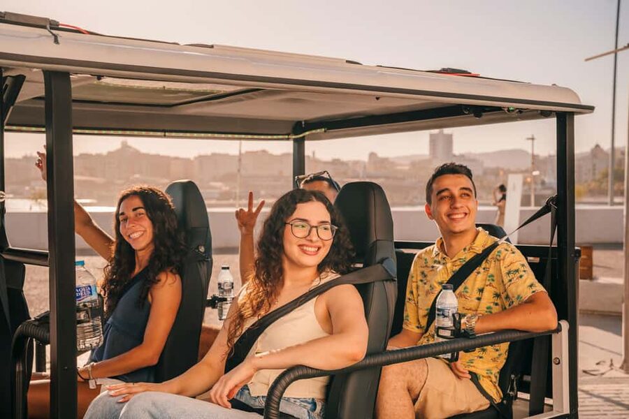 Valencia: 1-hour Private Tuk Tuk Tour - La Marina, Malvarrosa Beach, and Las Arenas