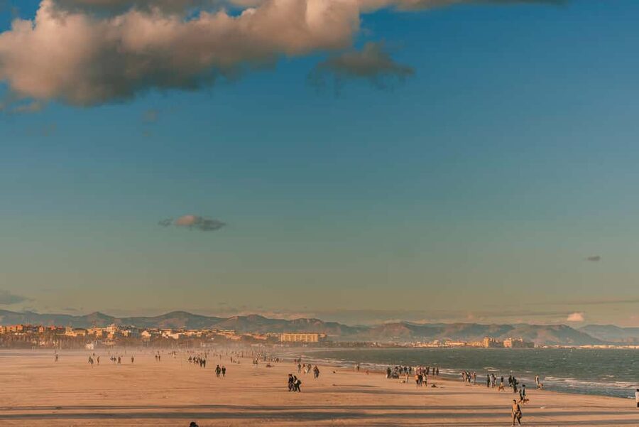 Valencia: 2-hour City Highlights Guided Tour by Tuk Tuk - Key points to know before you book