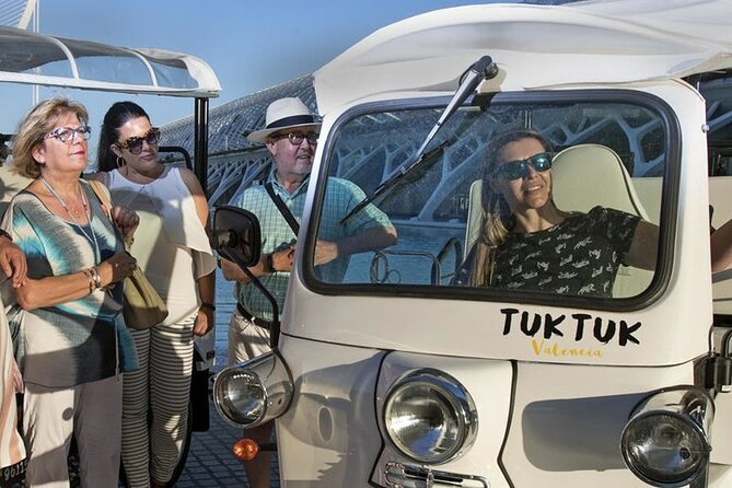 Valencia Complete Tour by Tuk Tuk - Starting at Estació del Nord
