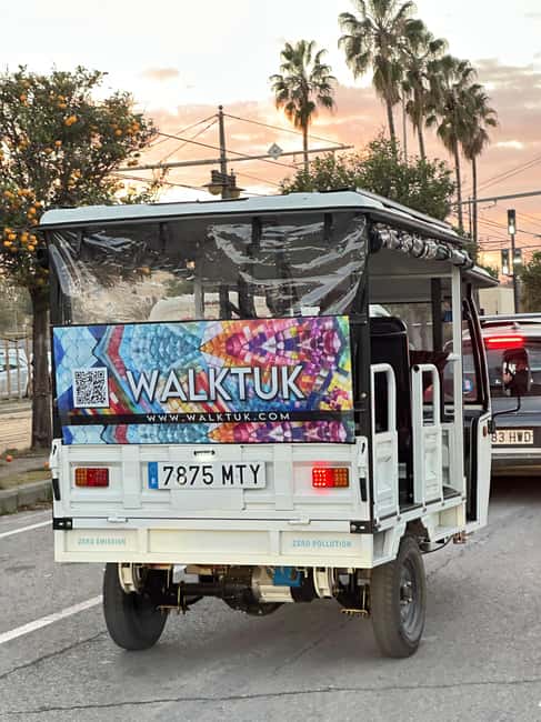 Valencia: Full 2-Hour Tuk Tuk Tour - From Puerta de la Mar to the flower-covered bridge