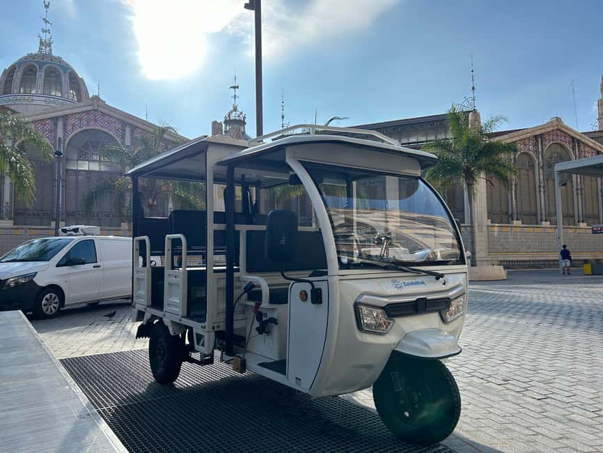 Valencia: Full 2-Hour Tuk Tuk Tour - Comfort, access, and family details