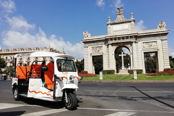 Valencia: Tuk Tuk Historical Tour - Plaça de la Mare de Déu and the Almudín