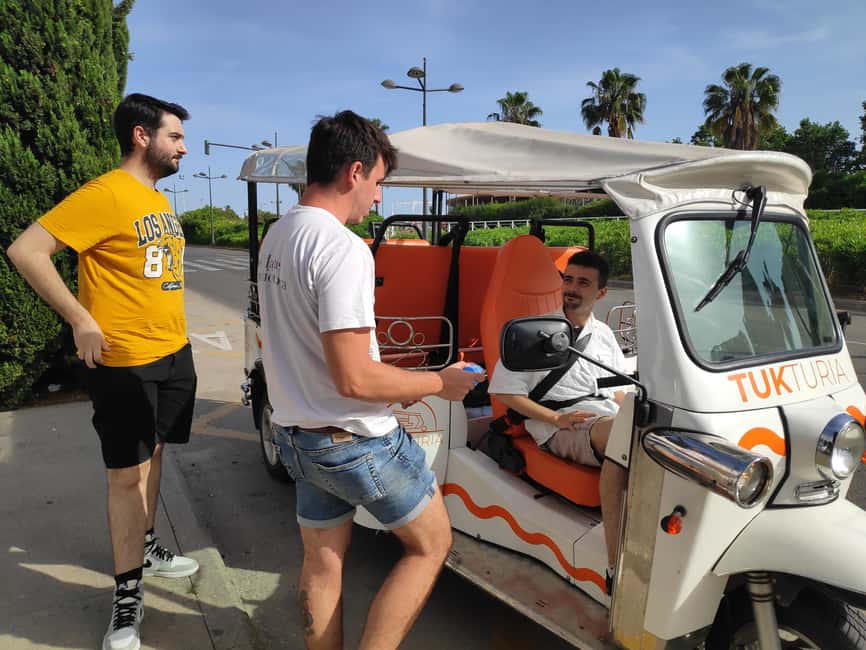 Valencia: Tuk Tuk Modern Tour - Why this short tour works in Valencia