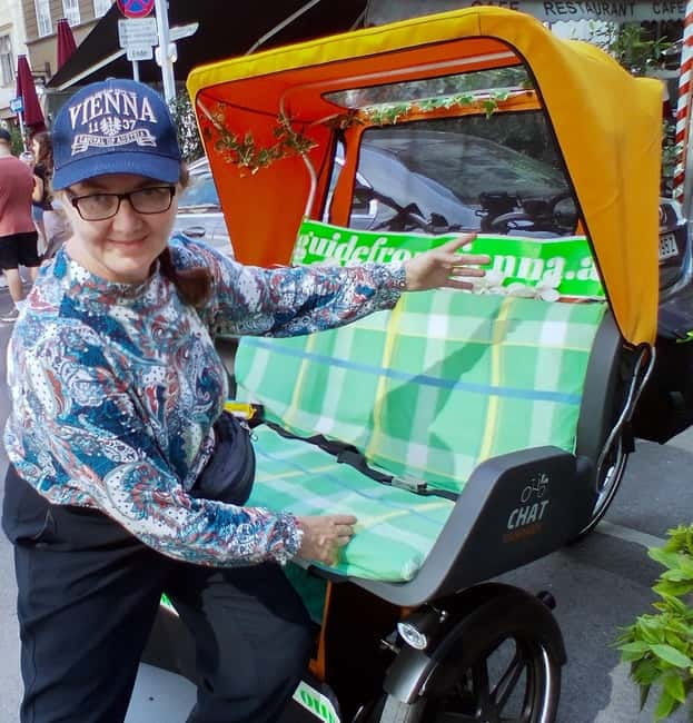 Vienna: Tour with locals in RAXI electric rickshaw - Choosing between 90 minutes and three hours