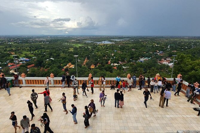Visit Phnom Udong and Silk Island by Khmer Traditional Tuk-Tuk - Silk farms and rural life on Koh Dach
