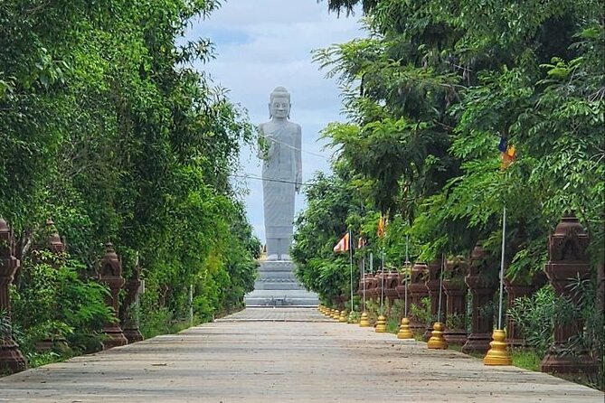 Visit Phnom Udong and Silk Island by Khmer Traditional Tuk-Tuk - Vipassana Dhurak: a calm Buddhist center below the hill