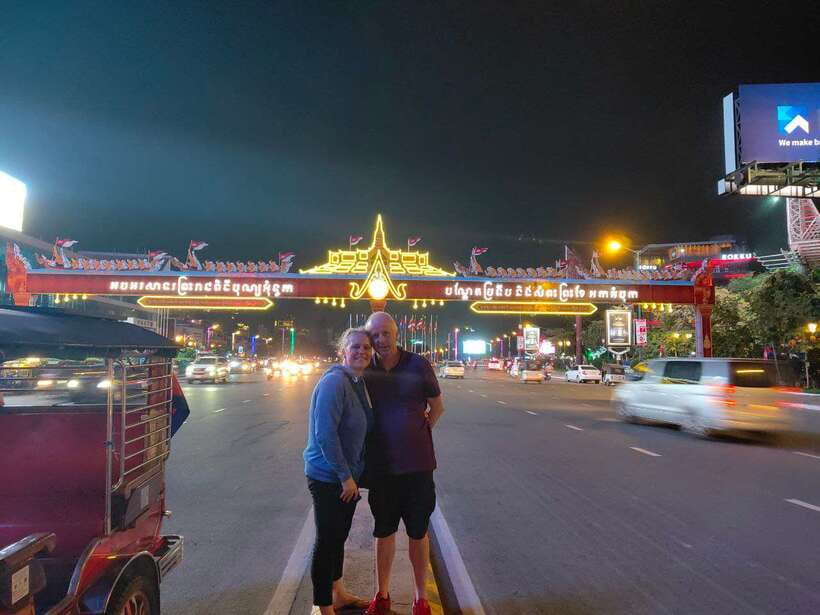 Visiting 9 Places in 3 hours Share Tour by Tuk-Tuk - Dinner is flexible, but it is not included