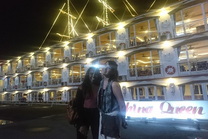 Water Puppet Show-Cyclo & Dinner On Cruise in Ho Chi Minh City - The cyclo ride: a slow seat in fast traffic