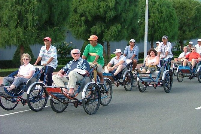 Water Puppet Show Plus Sightseeing By Cyclo and Saigon Dinner Cruise - The Cyclo Ride Through Evening Traffic