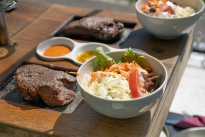 Zürich eTukTuk Tour – Hot Stone BBQ and Wine
